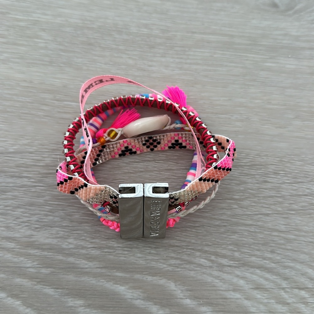 Hipanema “Love” size M multistrand bracelet with magnetic clasp